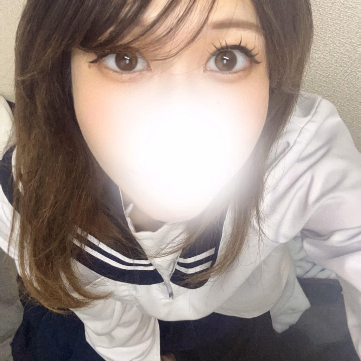 出勤しました❣️
17:00までいます！
よろしくお願いします(*´˘`*)♡