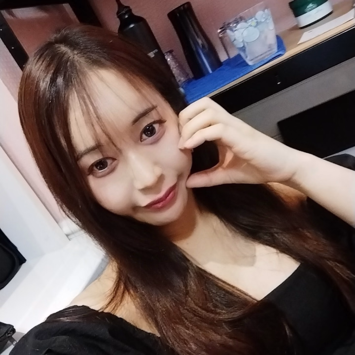 こんにちはー😉✨

出勤しました🥰

ラストまでいます😁

今日はホントに最終日になります🥺爆笑

ラストお誘いお待ちしておりますねん

~ぷりん~
