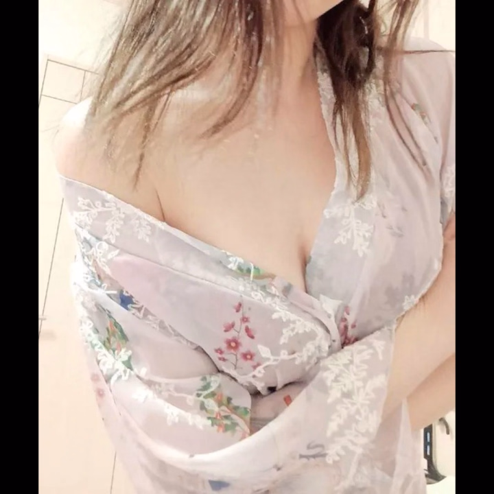 おはようございます☀
痴女よりのりおなです🩷

今週も張り切って頑張りましょうね😍😘

次回は水曜日よろしくね🩷