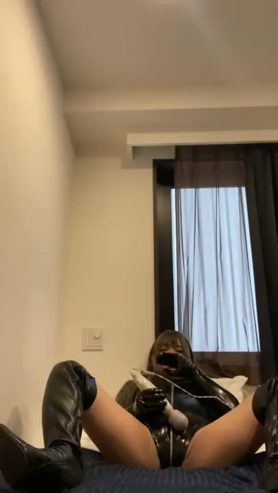 ボンデージで、、、