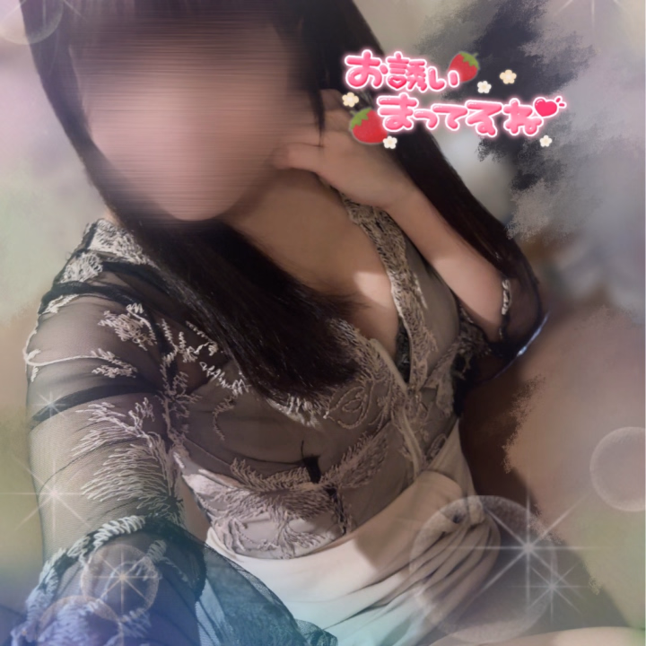 明日お休みなので、
とーってもぬるぬるしたいです🙌🏻💞

月曜だけどのんびり待ってまーす♩⟡

週初めどんよりしてるおにいさんは会いに来てネ、非日常ぬるぬるⓂ️ットの世界に落とします🤞🏻😌💖
