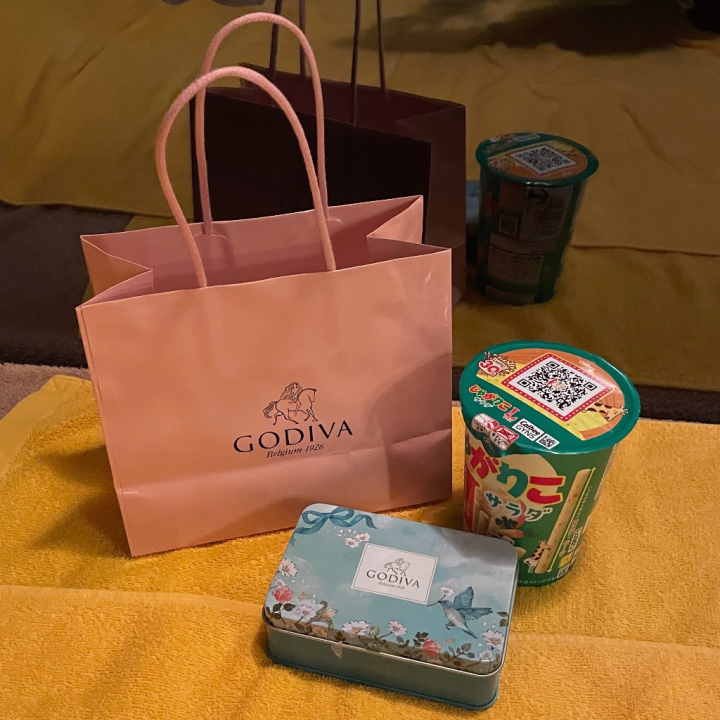 お久しぶりになりました🥹

本指名様❣️
差し入れありがとうございました🍫
髪色とっても似合っててかっこよかったですよ💙✨️
またお店で待ってます🫶🏻

今週は4月1,2,3の20:00~24:00で
お店にいます❕
そのあとまたお休みに入るのでぜひ予約など待ってます🐮🖤