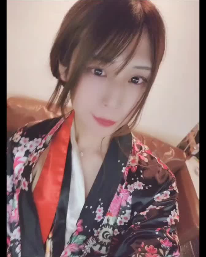 おはようございます💛ゆらです👸

この前の続き💕
花魁ですー✨

明日以降、ご予約お待ちしてます😘➰💋