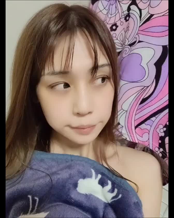 ゆらです💛すっぴんですみませんw

ぺろぺろ動画②✨

GWは日曜日から出勤になりました_(..)_
事前のご予約入ってると嬉しいなー😭💕
みんな遠出して遊びに行ってしまってるかなーとか‼️以外と不安です。笑