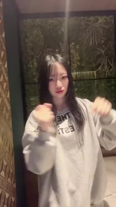 今日は14:00〜24:00です

お誘いお待ちしてます☺️