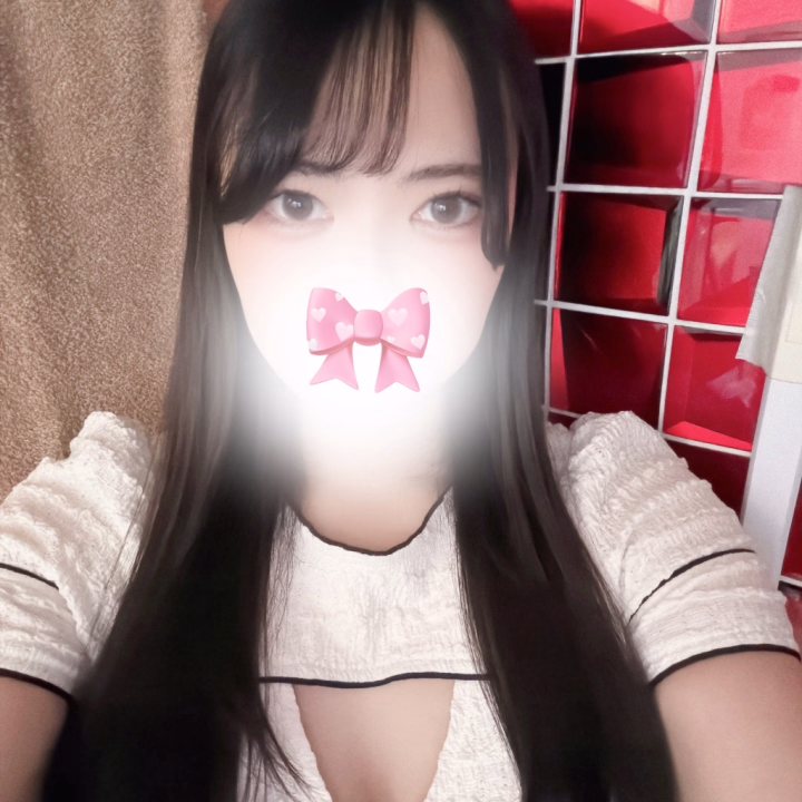 おはようございます🙂‍↕️✨

今日は 7:00〜18:00 で出勤してます🪄

朝から雨だね☔️🥹

お仕事のお兄さまも
お出かけのお兄さまも
足元気をつけて過ごしてね🙂‍↕️🤍

タイミング合ったら
会えたら嬉しいな😽