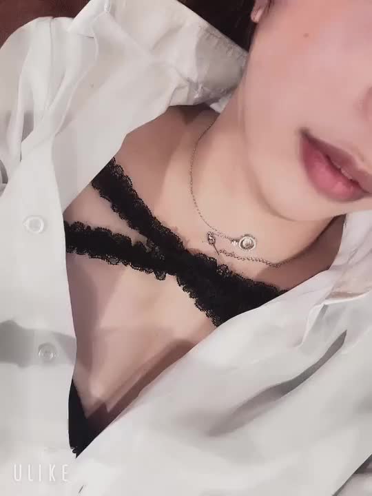 今舐めたいし、舐められたい🥺
お兄さんのほしいな🥺