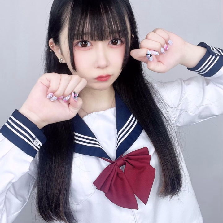 最終日になると色々考えちゃいます😻

一緒にベッドでゴロゴロしたり、いちゃいちゃしたり🩷

そんな妄想をしてはニヤニヤ🥰

最後に会えたら何しようかなって考える時間も楽しいぽよ🎀

しよっって言われたらイッちゃいそう😽💦

ずっと一緒に居てくれお兄さまいるかな🩷

帰さない気分です😻

🎀みるぽん🎀