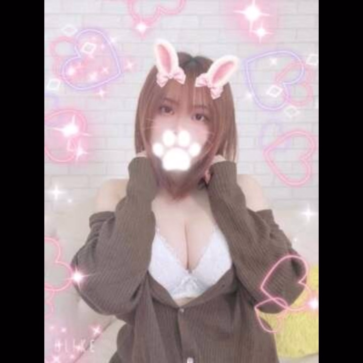 こんにちは🫶🏻💗

本当にお久しぶりになってしまいました💦
かおりです🫶🏻💗

体調も回復しまして、
お昼の仕事も落ち着きまして、、
やっと復活しました🍀✨️✨️

来ようとしてくださっていたお兄様
ご都合調整してくださっていたのに
本当にごめんなさい🙏💦

本日からまた元気に頑張りますので
ぜひ会いに来てくれたら
とっても嬉しいです💗💗

まずは
今日の20時～ラストと
明日の10時～22時にいますので
久々に復帰できた分
溜まっていたムラムラをお兄様と
一緒に解消できたらいいな(´∩ω∩`*)🩷

お誘いお待ちしております🫶🏻💗

かおり💖