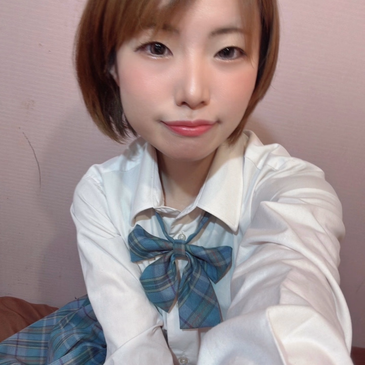 今日は初出勤なのにたくさんお兄さんといちゃラブできて嬉しかったよ(՞⸝⸝› ̫ ‹⸝⸝՞)
これからも頑張るから応援よろしくね💕︎
