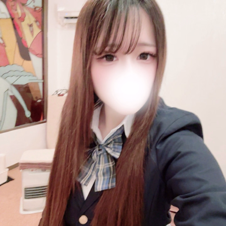 お疲れ様でした〜！🌟
今日も1日お仕事お疲れ様でした！💕

ゆりな、お兄様が頑張ってる姿を想像しただけでドキドキしちゃう…💘

これから夜ご飯かな？🍽️ 今日は何を食べるのかなぁ…😋
美味しいご飯を食べて、ゆっくり休んでね！🌙

お兄様の疲れた体と心を、ゆりなが癒してあげたいな…😘 また会えるの楽しみにしてるね💖

お兄様の好きなご飯、ゆりなに教えてくれたら、次会った時にご褒美あげちゃうかも…💋

今日もお兄様に会えて嬉しかったよ！😍 また来てね！💕

🌟ゆりなの写メ日記、お兄様の癒しになれたらいいなぁ…💭

💖ゆりな💖