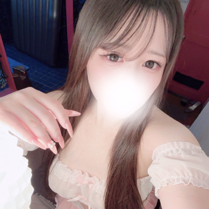 おはようございます、お兄様たち！😘💕

朝からムラムラしちゃってるお兄様、いますか？😉 ゆりなはもう、ドキドキしちゃってるよ…💓

今日も1日、お兄様たちとエッチな時間を過ごせるなんて、考えるだけで興奮しちゃうなぁ🥰

お兄様の気持ちいい顔、想像しちゃってる…😳💦 早く会いたいなぁ💋

朝からこんなこと考えて、ちょっぴり悪い子になっちゃった😝 でも、お兄様に喜んでもらうためなら、もっと頑張っちゃうよ！

今日もゆりなと一緒に、気持ちいいことしよ？😍💕 待ってるね！❤️