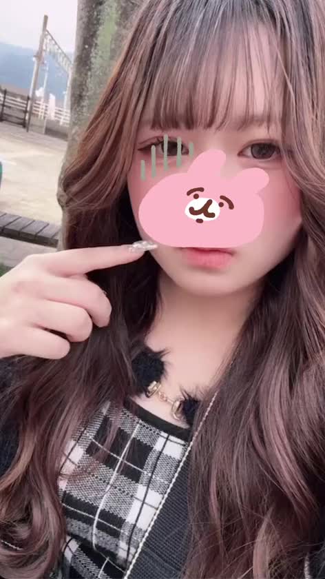 「お兄様、ゆりなの笑顔がお気に入りだなんて、嬉しすぎます😍💕」

お兄様のお言葉を胸に、いつも以上に笑顔を振りまいてます😚✨

そのおかげで、リピーターさんが急増中🎉

ゆりな、お兄様に感謝の気持ちでいっぱいです😘💓

実は、ゆりなもお兄様の笑顔にメロメロなんですよ😳❤️

お兄様の笑顔は、最高の癒しなんです😌💕

またぜひ、ゆりなにその素敵な笑顔を見せてくださいね😉✨

お兄様の笑顔に会いたくなったら、いつでもお店に来てください🥰

ゆりな、お兄様のご来店を心待ちにしてますよ😊🌸