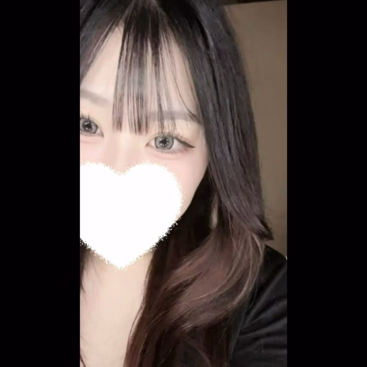 こんにちわ〜ここあです☕𓈒𓂂𓏸

今日も出勤してます🤭🩵

今日は15:00〜18:00までと少し短めの出勤です🥺💭

短い時間やけど、ここあに会いに来てくれたら嬉しいです🥹🫶🏻
いっぱいお話したり、まったりしたり、一緒に楽しい時間過ごそ？🤭🩵

タイミング合うお兄さん、楽しみに待ってます🌙☕𓈒𓂂𓏸