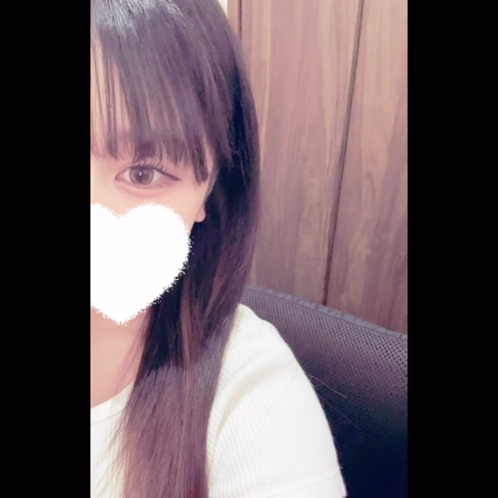 こんにちわ〜ここあです☕𓈒𓂂𓏸

今日も15:00〜22:00まで出勤してます🥹🩵

最近少しずつ暑くなってきたけど、ここあは今日も元気いっぱいです🤭

いっぱいお話したり、まったり過ごしたり、一緒に楽しい時間過ごせたら嬉しいな🫶

暑いのでしっかり水分補給してください💧

会いに来てくれるお兄さん達、楽しみに待ってます🥺🌙