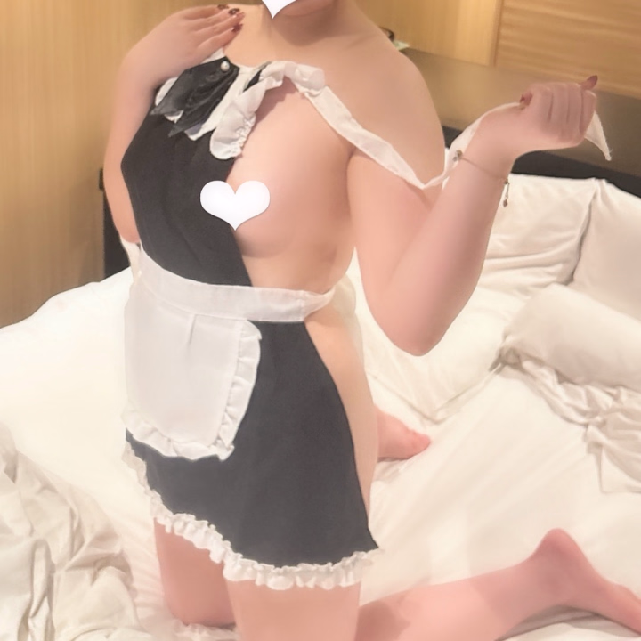 お外でてないから暑いか寒いから
わかんないんだけど
ゆりのお部屋はあったかいです笑
あっためて待ってます🩷
もうお兄さまたちはゴールデンウィークなのかな?
何日からそれなのかわかんないけど!
お休みでもお仕事でも
ゆりに会いにきてくれたら嬉しいです❣️
0:00まであと4時間ちょっと😖💧
ラスト枠も空いてます🙆♂️