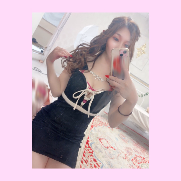 いい天気で気持ちい〜☀️
暑くなりそうだから
水分補給して気をつけてね❣️


今日 10:00 - 24:00
明日 09:00 - 20:00

久しぶりに出勤です(ᴖ ̫ᴖ  )♪


お誘いたくさんくださいな💓
お部屋涼しくしてまってます❣️