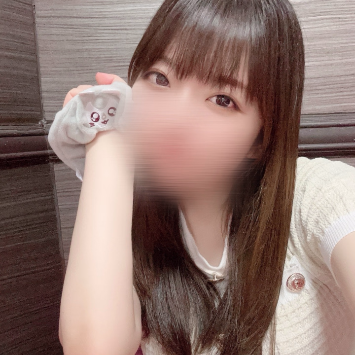 おはようございます(=´∀｀)💕



今日もよろしくです！



仲良しさんに会えるのも、前から連絡くれて予約してくださってた初めましてさんに会えるのも楽しみです🥰



きょうデラックスだよ✌️





うるは