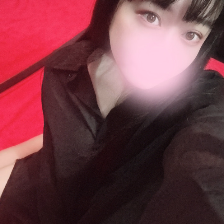 お兄さんのシャツ着て
待ってるよ?🫶
おうちに帰ってきた
そんなほのぼの空気で
お兄さんのことおかえりなさい💗って
するね🥺
疲れた身体お風呂とベッドで
たっくさん癒されて💖