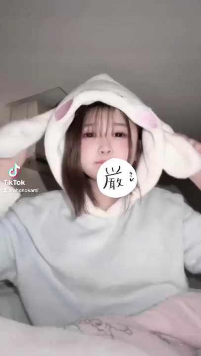 パジャマ⸜🙌⸝

ちゃんと撮ったよん！！
見てね💕︎

振り付けは調べてないから
適当なのです///