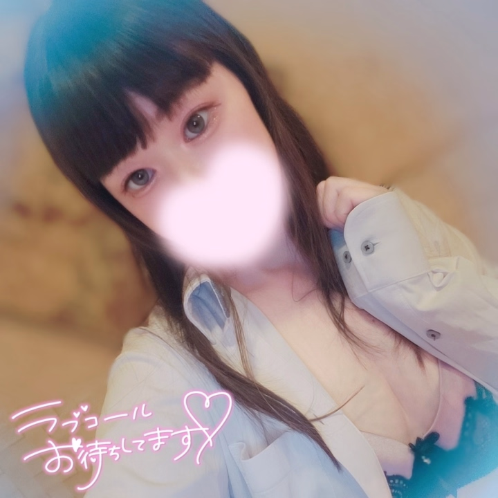 出勤しました〜♡

お兄様たちー！

いっぱいイチャイチャしよ❤︎

アリスとなにする？