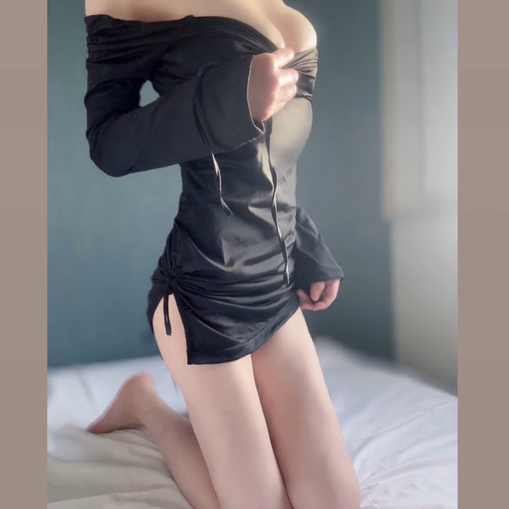 こんばんは⭐️

お仕事終わりの皆様、今日も1日、
お疲れ様でした✨今日暑かったですね☀️
ゆっくり休んでください☺️


寝る前にこの日記を見てくれてるのかなぁ
なんて、
そう思ったら、私は寝られなくなりました😳、、


今回お会いしたお客様の皆様お時間作ってくださりありがとうございました😭!
遅くなってしまいましたが、ちゃんと伝えたくて😢♡また会えたら嬉しいです💛




おやすみなさい💤🌙