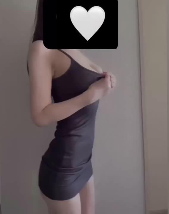 冬のひんやりする指先も、手もお尻も…
温めさせてください٩(๑❛ᴗ❛๑)۶🔥🔥


でも私も指先すぐ冷たくなっちゃって悔しい..😭💦


 一緒に冬の寒さ忘れましょう(〃ω〃)💕
（どっちが先////）