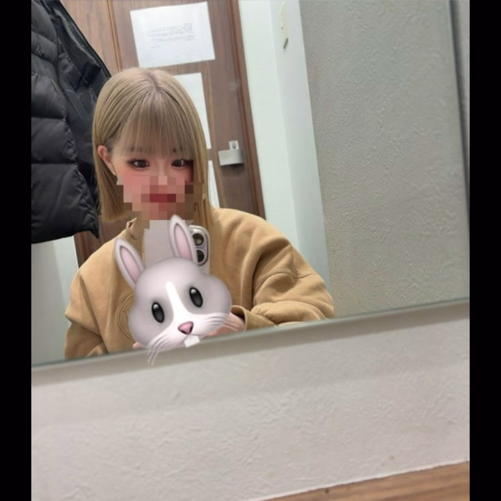 こんにちは、いずみです🐰

今日は17時〜25時半までと長めに出勤してます💗

これから70分ご予約いただいたお兄さんありがとうございます💗

新規さんも本指名さんもちょっとでも会いたいなって思ってくれてるお兄さん、お誘い待ってます🥹💜

そいえば、久々ハイトーンにしました✨エロくなったねってお兄さんに言ってもらったから雰囲気変わったいずみを見に来てね🤭