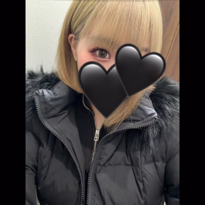 こんばんは、いずみです🐰

今日は19時〜24時まで出勤してます🌟
先頭本指名さんありがとうございます💗前回新規できてくださって3日振り？に2回目の来店✨✨
短期間で会いに来てくれてとっても嬉しかったです🥹ありがとうございました！また会えるの楽しみにしてます！

新規さんも本指さんもラブコールお待ちしてます💜