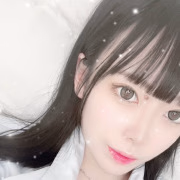 ゆりな