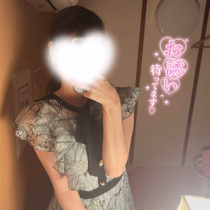 おはよう☀️♡

今日はこの後12~24時までいます！❤︎

既にヒメチャンネルからご予約頂いてるお兄さんありがとう🤭💕お会いできるの楽しみにしてます꒰∪´ɞ̴̶̷ ·̫ ɞ̴̶̷ ꒱💘⭐

少しでも時間あったらえみりに会いに来てくれたら嬉しいです💭💖

会えたらいっぱい甘やかして一緒にまったりとしたお時間過ごそうね🫶🏻💞

えみり
