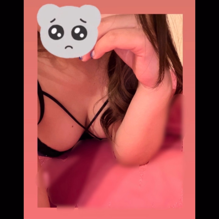 つゆです︎💕︎🍀


19時まで待ってるよ︎💕︎💌




この🥧に
溺れたいお兄さま✨️


今がチャンスかも👀


気になったら
、、、
ね？？


らぶらぶしよ？？