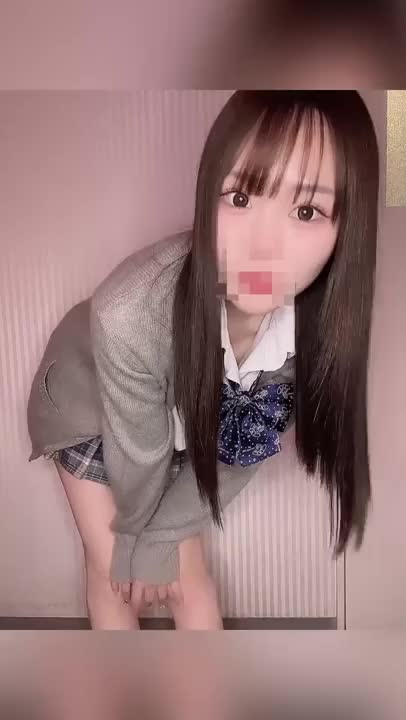 【 GOGOグループ限定❣️】おぱんちゅにGOGO!!出遅れましたが参加します♡さなのお尻Tバック姿どうかなぁ？🍑最後はさなのおぱんちゅあげてる風…♡いいね5回とプレゼントで応援してくれたら嬉しいです💗100pだけでもめちゃくちゃ嬉しいので少しでもいいなぁって思ってくれたら送ってくれると嬉しい♡♡今回は無料の5pないです😢応援よろしくお願いします⸝⸝>  ̫ <⸝⸝ᐡ♡