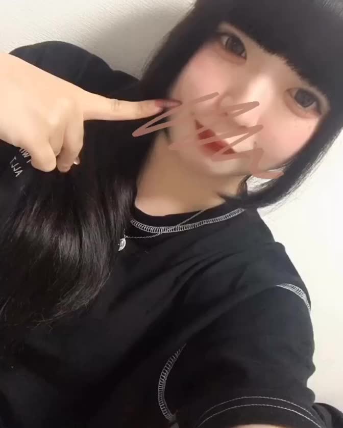 じめじめした季節は甘えたくなる💭❤︎



本日も20:00 - 5:00で出勤してます🌷´-