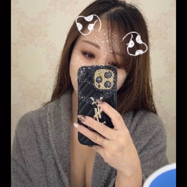 おはようございます🕊️🫧
昨日もお誘い頂いたお兄さんありがとうございました(〃д〃)

たくさん気持ちよくなってくれて
めいさも嬉しいっ ❤️‍🔥///
また会いに来てね (˶ ⍤ ˶)ᐝ

さて本日も15時までお店にいます🧸⭐️
ぜひお誘いくださいませ◡̈⃝︎⋆︎*

meisa.