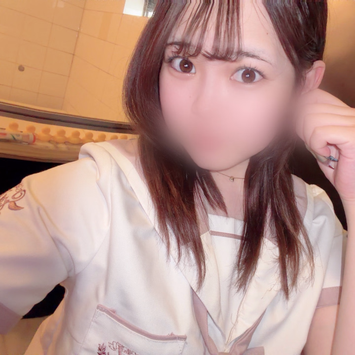 先ほど来てくれたお兄様ありがとうー！

なんと！別店舗で来てくださってたお兄様だった！（しかもたまたま！）

覚えててくれて嬉しかったなー😭

また来てね🥹✨