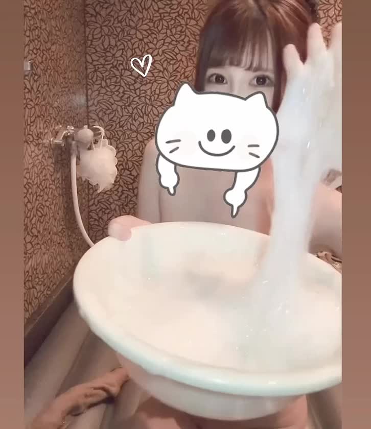 ふわふわトロトロの泡に優しく包まれて…🫧💓
まるで夢の中みたいな、とろける時間を過ごしませんか？🥺✨

当店自慢の
『濃厚密着洗体＆本格エステ』は
思わず力が抜けちゃうくらい気持ちよくて…💭💕
他では味わえない特別な癒しをお届けします🫶

マットの上でゆったり横になっているだけでOK🛌💗
あとは女の子が優しく、丁寧に、ぜ〜んぶリードしちゃいます…🥺💓