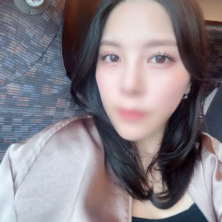 本日、そして今回の姫路滞在中にひおなに会いにいらしてくださった全てのお兄さま方、、

素敵なお時間を本当にありがとうございました🥰


今回もたくさんの初めましてのお兄さまや仲良しさまにお会いできて、とっても幸せな4日間でした🤍🥹



次回は10日〜17日に出勤します💫🧸



10月もひおなとたっぷり気持ちいい時間を過ごしましょ🙈💞



ご予約・お問い合わせ、心よりお待ちしております💌


🐰ひおな🐰