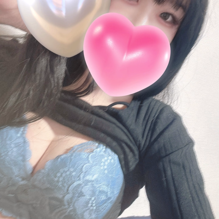 先程の東京からの
お兄様ありがとうございます💓
キスする時めちゃくちゃ
激しくしてごめんね💓
区がつく所はだいたい
家賃高いですよね😭
そしてそこに住んでる人への
お兄様の偏見が笑った笑
吉原の偏見？イメージも笑った💓笑

残り時間まだまだ
ご来店お待ちしてます😊