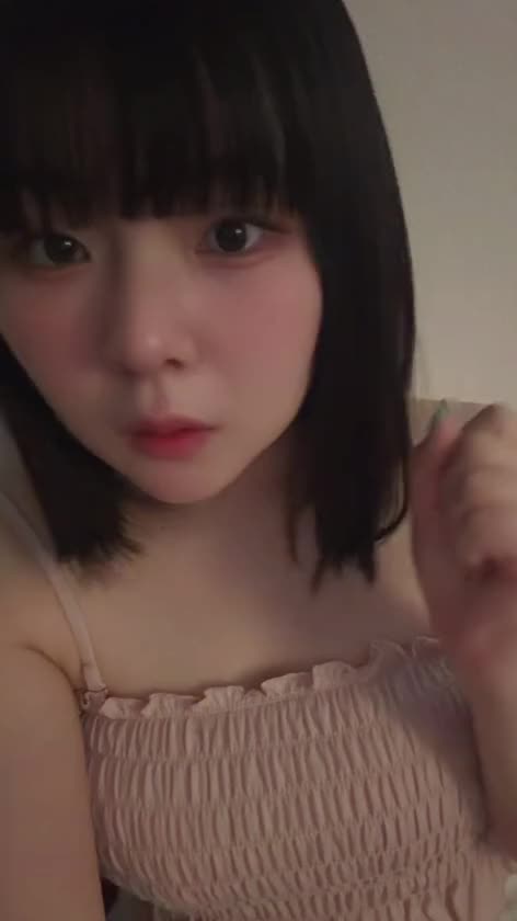 君に、胸キュン。さんの『恋愛決壊警報』っていう曲✨

すごく好きなんです😌

好きすぎて止まらない感情、嫉妬、

駆け引き、恋の理性が崩壊する様子が

歌詞になってる曲で。すごく可愛いけど、

当事者になると気持ちが痛いほどわかるっていう🤭

しばらく恋愛してないし…

可愛いから聞いてるだけになったけど

それでもすごく大好きな曲🤤