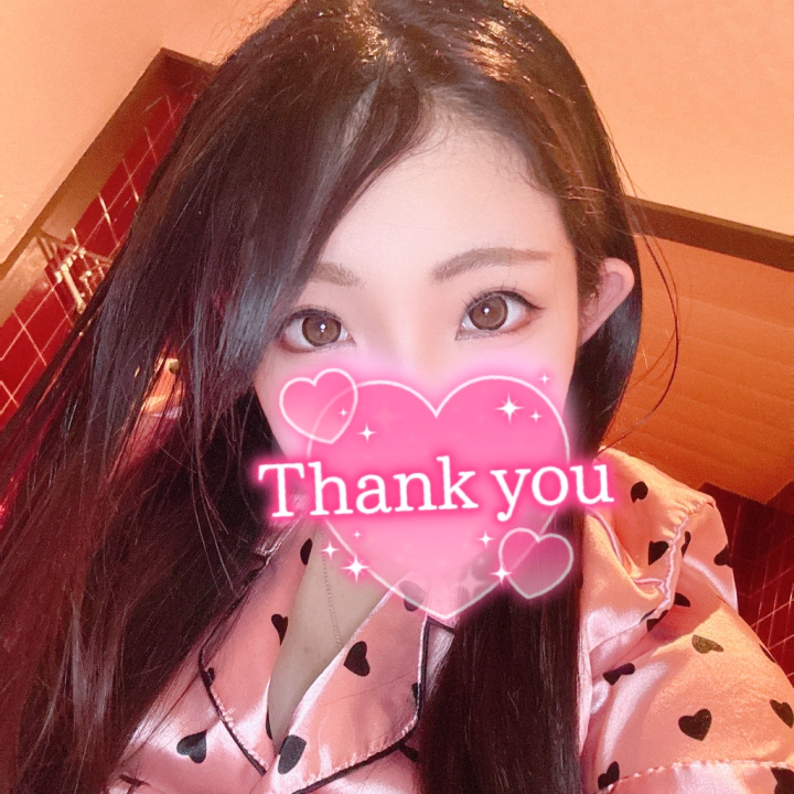 今日は久しぶりの短い時間の出勤✨
予約くれたお兄様遊んてくれてありがとうございます🍀
気持ちよさそうなお兄様みるのが私は好きなんです///
明日も出勤するので気持ちよくなりたいお兄様からのお誘い待ってます♡
今日はありがとう😊