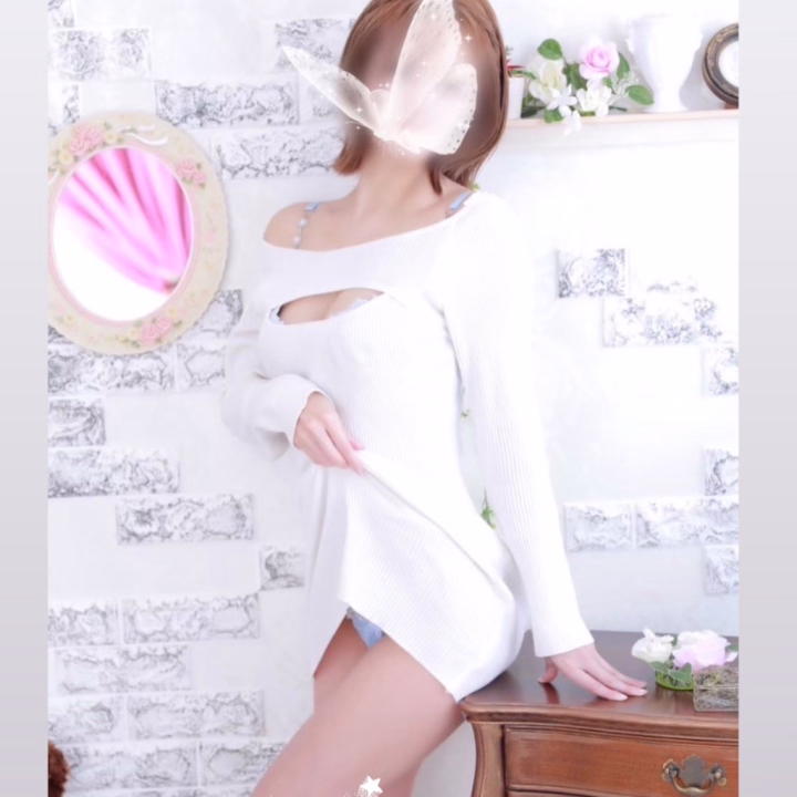 うぇ〜い💗
出勤したよん🙂‍↕️
ちょっとやなことあったから
おはなしきーいーてー🥺
明日16:00-
明後日9:00-16:00
お待ちしております🤥💗