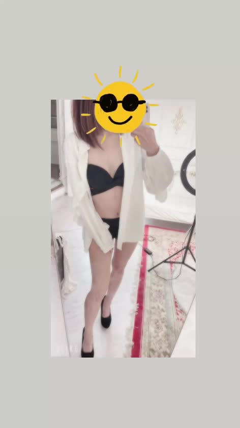 夏過ぎるね🥵

あっついのやだよー。

熱中症気を付けてね？

ほんとに倒れる人多い😭

塩分水分とってね❤️❤️❤️