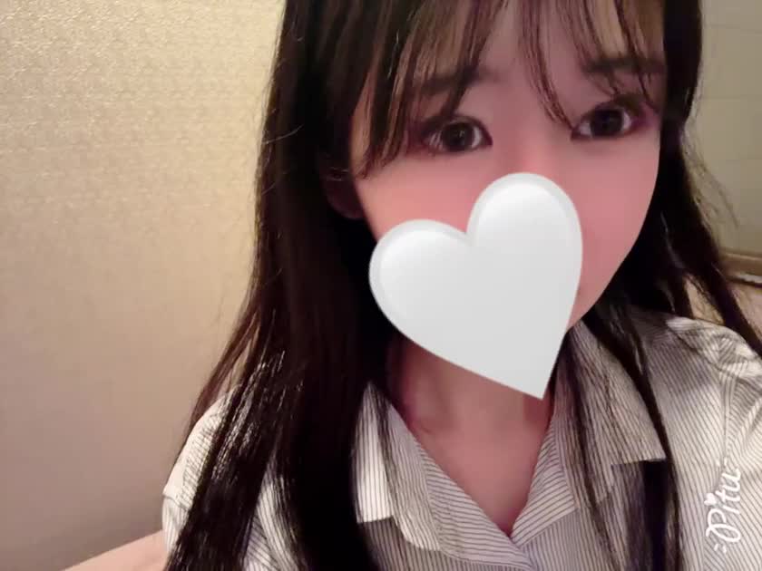 寝起きでコンタクトがごろごろしてる時のみおです