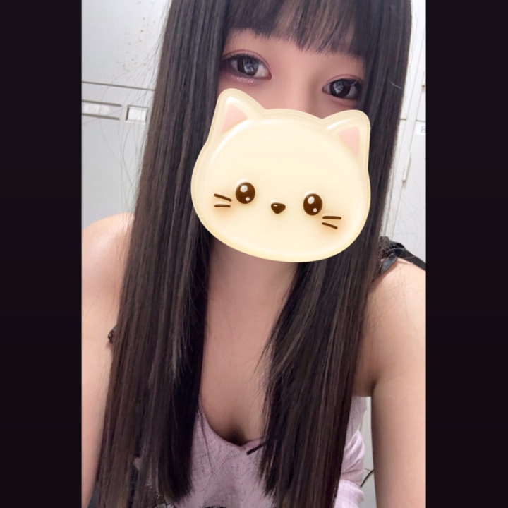 いこいです💓











今日も16時からラストまでいます❣️















最近ほんとに暑すぎる😵‍💫
















普段はアラームの音が聞こえないくらい爆睡してるけど、今日は暑すぎて目が覚めました😳


















大学が夏休みになったら北海道に避難しようか考え中です🤣














早く冬になってほしいー😭















今日もラストまで待ってます😍