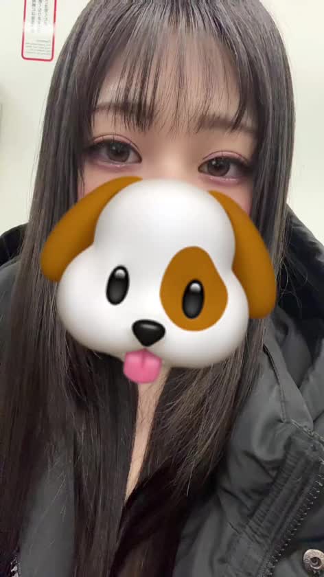 いこいです💓










退勤しました❣️














次の出勤は6日の18時からラストまでです☺️















まだまだ夜はめっちゃ寒いからダウン着てます🩵



















でもお昼は暑くて困っちゃう😵‍💫



















暑がりだからずっと冬でいてほしいなぁ⛄️













また6日お店でまってます😍