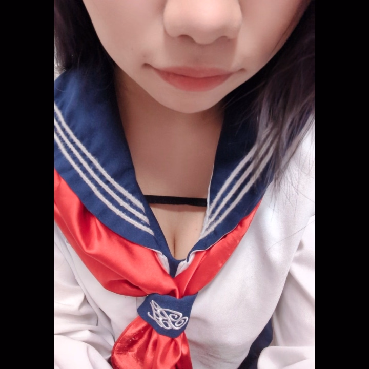 さくらこです🌸

今日は10時-16時まで出勤してるので
良かったら予約・メッセージお待ちしてます♡