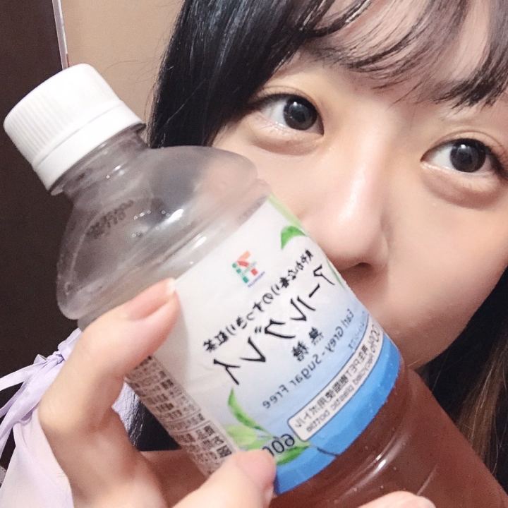 あかりだよっ


最近はアールグレイにハマってる☕️🍃
お菓子も飲み物も美味しいよねぇ☺️


本日も12:00-19:00出勤っ
(15:50-19:00は予約あり🙏)


お天気ちょっと崩れてきたけどのんびり頑張ろうねん
