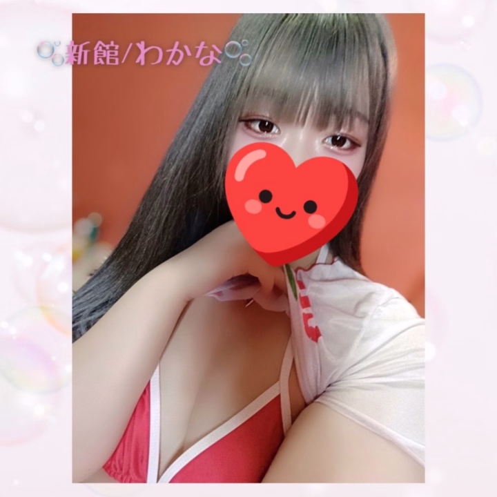 お兄様にぎゅーってされながら
「大丈夫だよ」って言ってほしい///🥺
マ〇トで体寄せて、
「あったかいね♡」ってお兄様に言って、
そのままゆっくりぬちゃぬちゃ音を立てながら動いていくよ😋💕
Hな音と快感が同時にきて、
お兄様、とっても気持ちよさそう……🥰
弾力のあるもちもちボディで、
お兄様の身体の隅々まで優しく刺激していくから😍
お兄様の反応をもっと見せてね?
ドMで甘えん坊な私、
お兄様にご奉仕したくて待ってるよ🐰💕
会いに来てくれると嬉しいな🫶🏻✨️