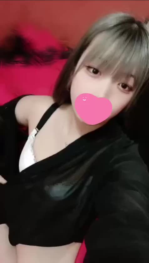 わかなのこと知ってくれてるお兄様も、
はじめましてのお兄様も、
どんなお兄様とも楽しくてえちえちな時間を過ごしたいです😘🫶🏻

よく笑ってよく喋る、明るくて優しい性格だから…
きっとお兄様ともすぐに打ち解けられると思うな🥰

Mっ娘でお兄様に優しく虐められるのが大好きなド変態ですが、
マ〇トやフ〇ラでのご奉仕も楽しみにしていて欲しいな🐰✨

お兄様が楽しく気持ちよくなれるように丁寧にプレイすることを大事にしてるんだ〜💕

顔がかわいいとか、エロいとか、中が気持ちいいとか褒めてもらえると嬉しくて、
もっとお兄様にイチャイチャ甘えちゃうかもしれないっ❣️

イチャイチャ大好き、ゼ〇距離密着で、
わかなの温もりで包み込んであげるね(♡´▽`♡)

潮吹きもしやすいので、
優しく虐めてください///♡

笑顔でお待ちしてるので、遊びに来てくれたら嬉しいです💕
待ってるね〜♪